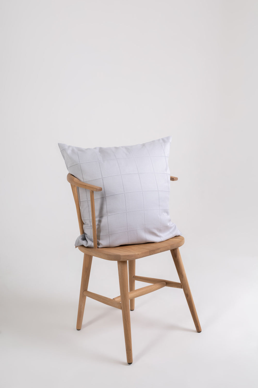 cushion squares gray damask 1