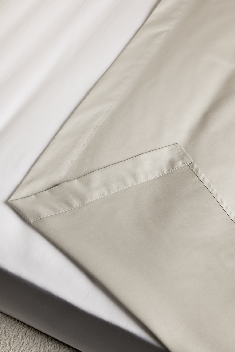 flat sheet beige